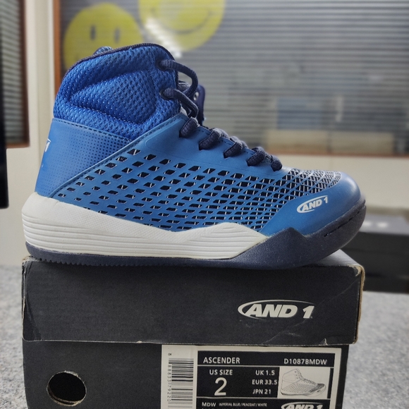 And 1 original basketball shoes for kids - Picture 2 of 4